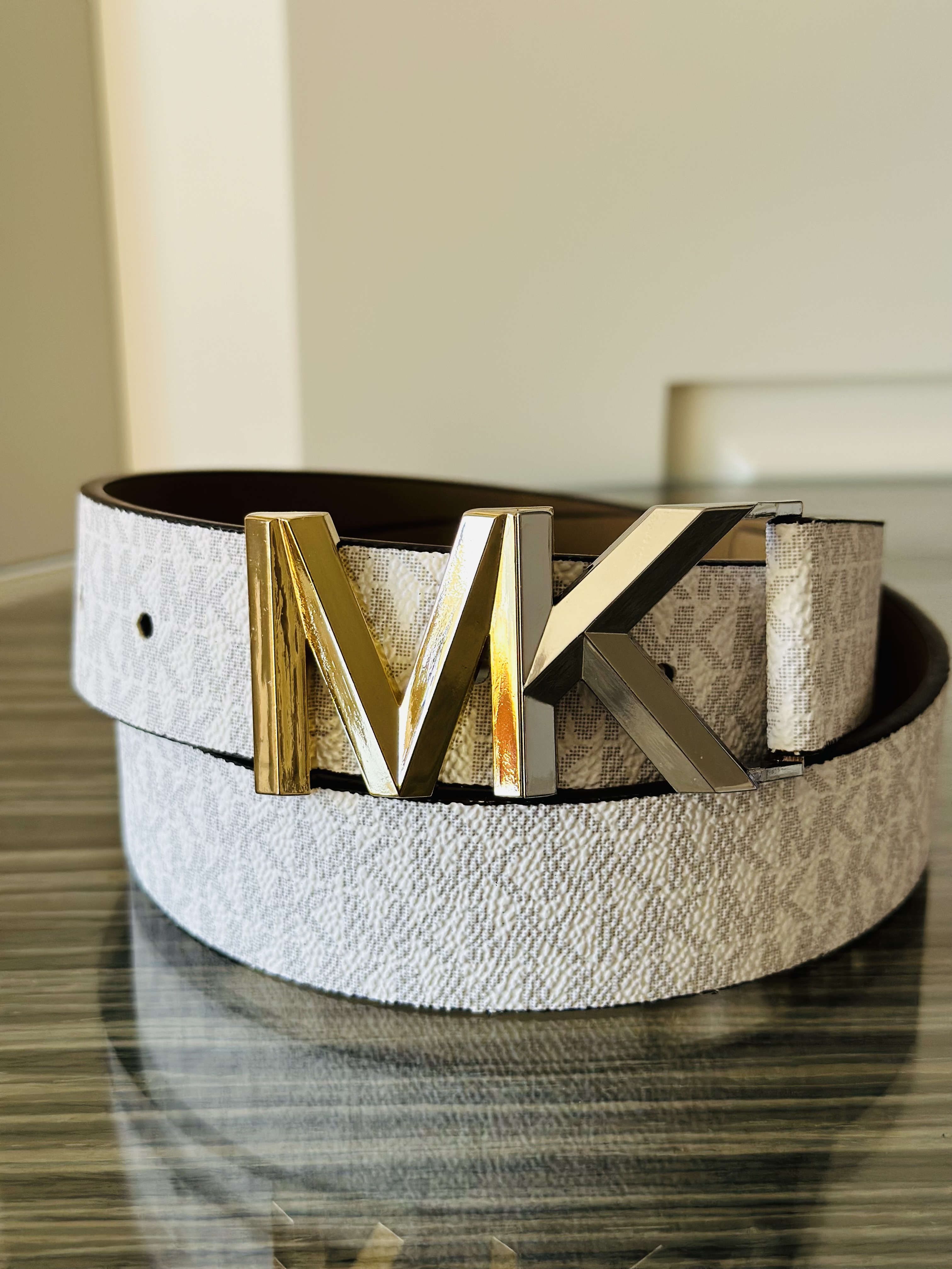 Женский ремень Michael Kors S — фото товара