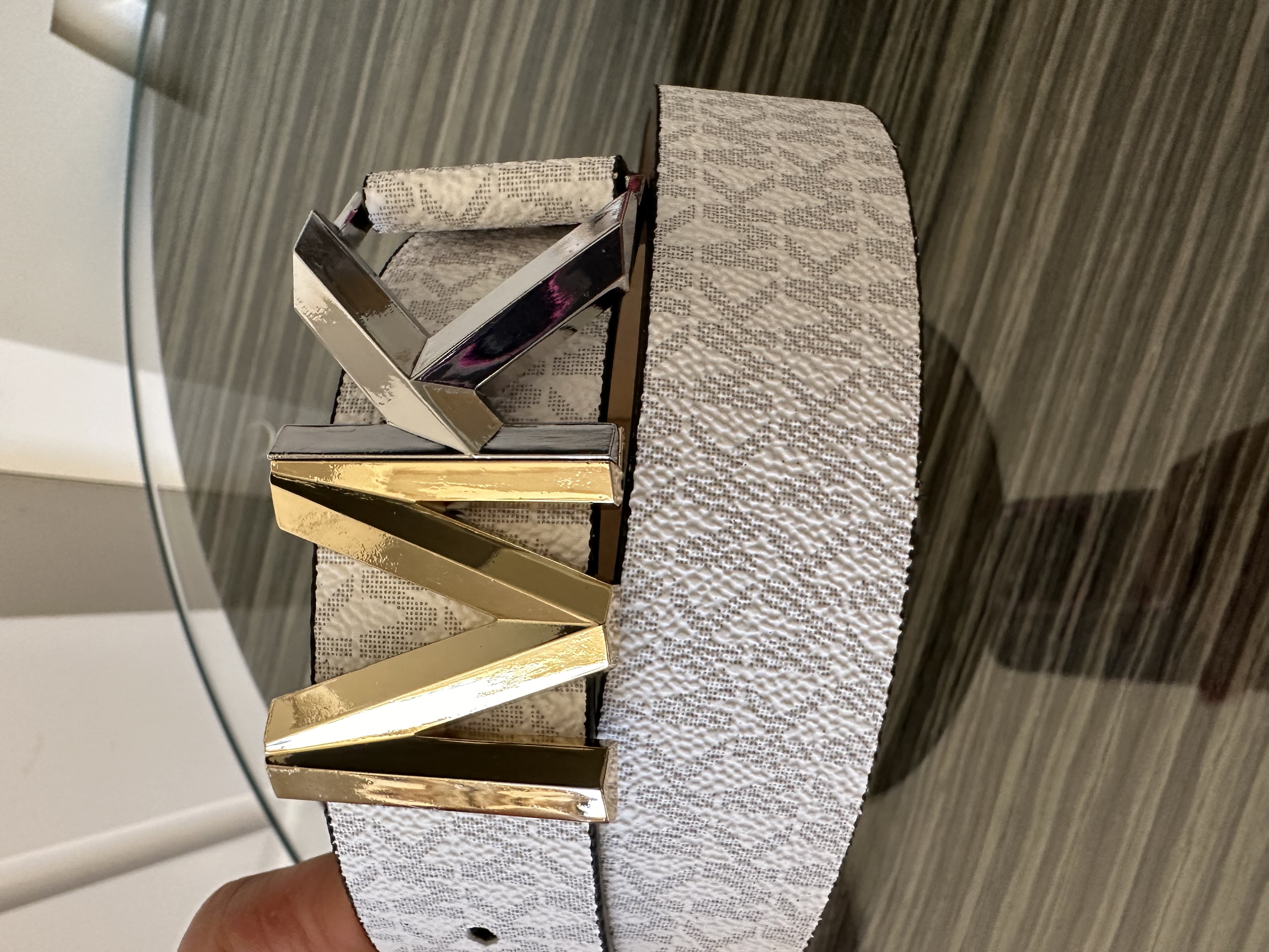 Женский ремень Michael Kors S — фото товара