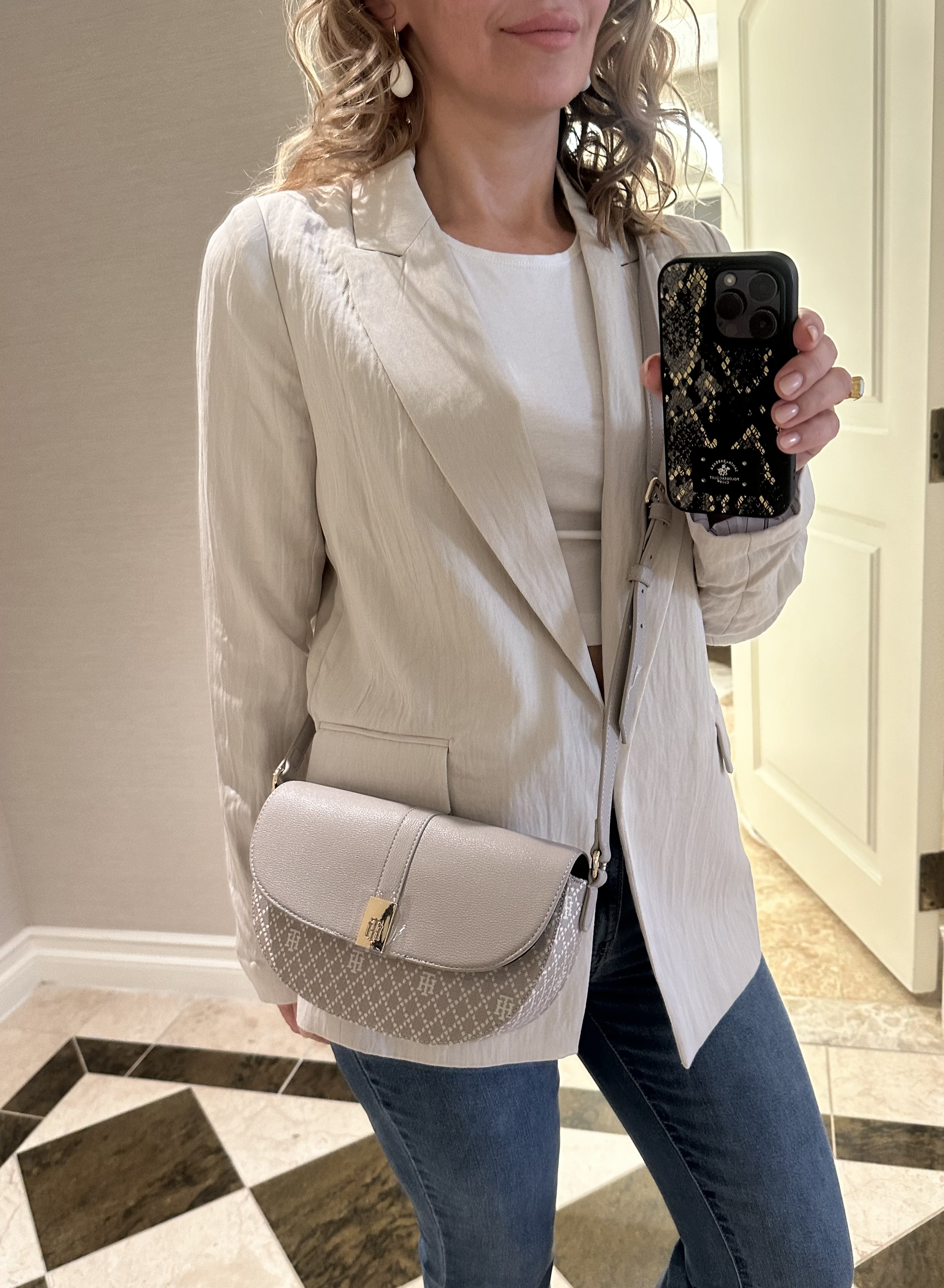 Женская сумка кроссбоди Tommy Hilfiger — фото товара