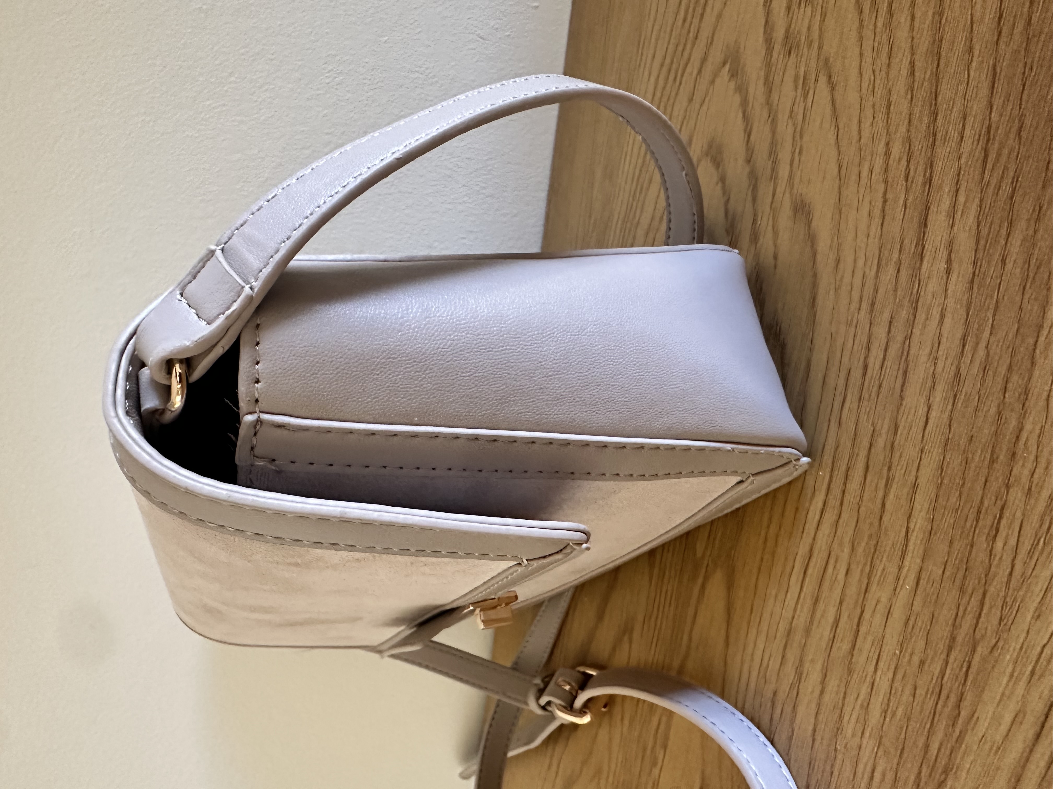 Женская сумка кроссбоди Anne Klein — фото товара