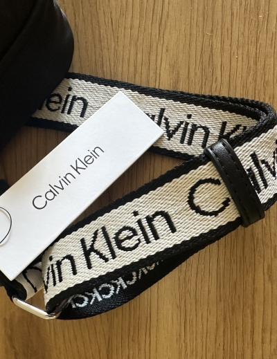 Мужская сумка через плечо Calvin Klein — миниатюра фото