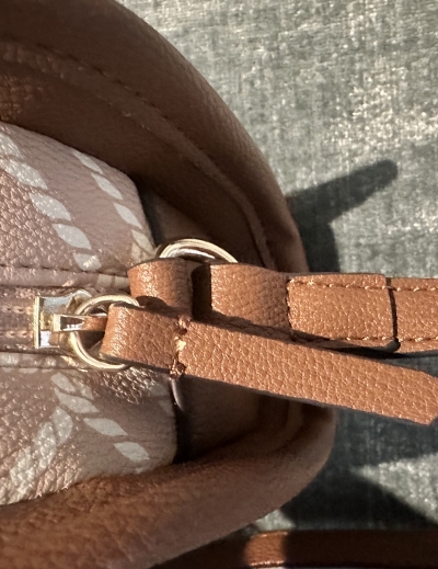 Женская сумка кроссбоди Tommy Hilfiger — миниатюра фото